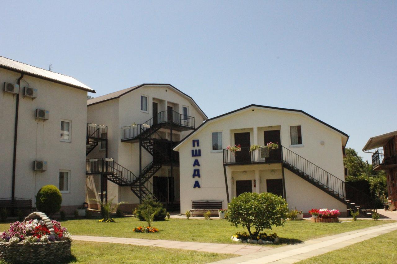 Hotel Pshada Pizunda Exterior foto